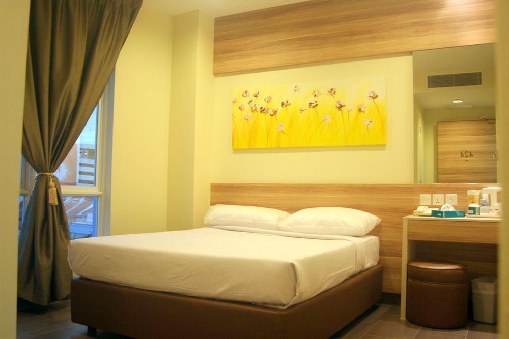 Hotel 81 Dickson Singapore Esterno foto